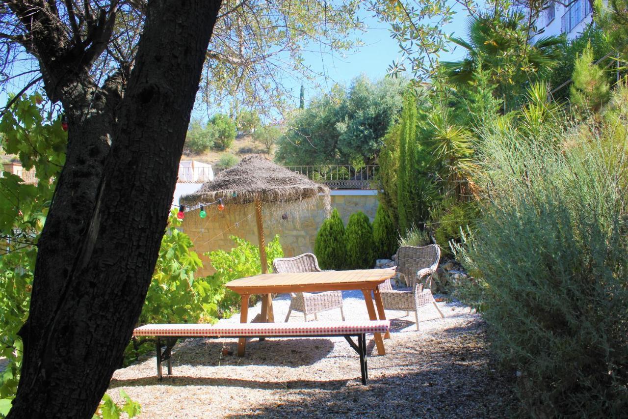 El Nispero Dulce Bed & Breakfast Alcaucin Luaran gambar
