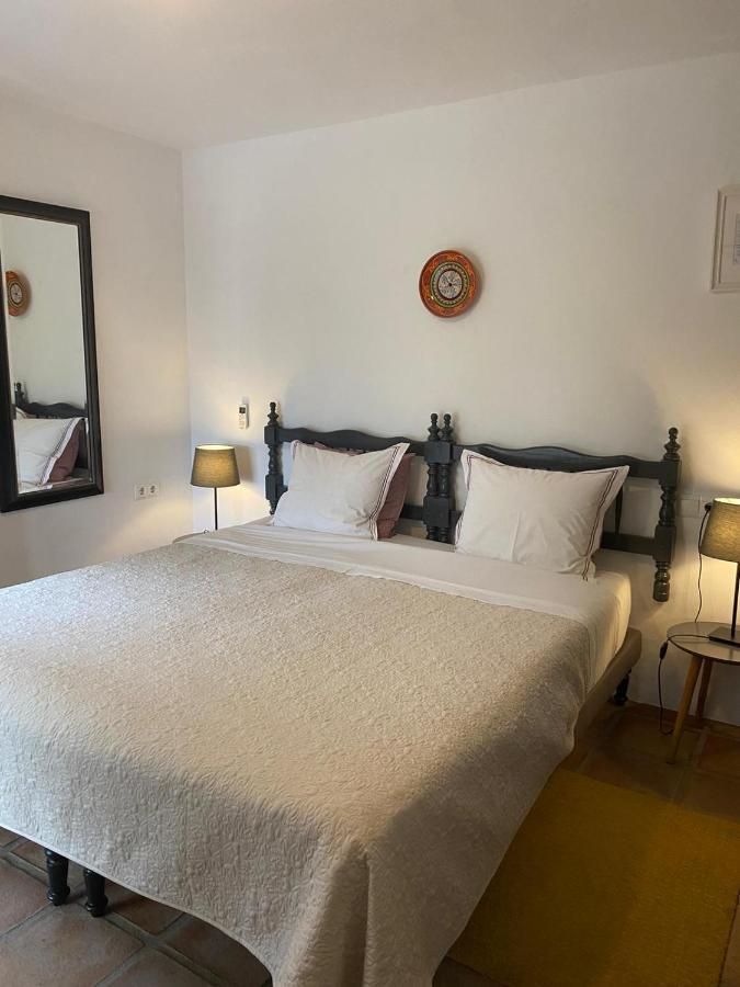 El Nispero Dulce Bed & Breakfast Alcaucin Luaran gambar