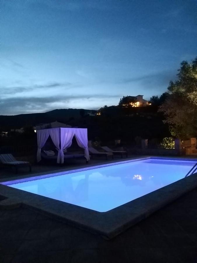 El Nispero Dulce Bed & Breakfast Alcaucin Luaran gambar