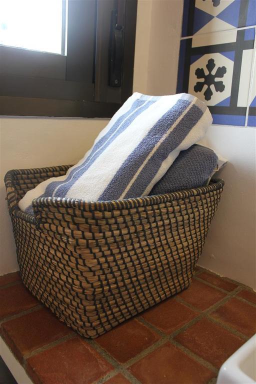 El Nispero Dulce Bed & Breakfast Alcaucin Luaran gambar